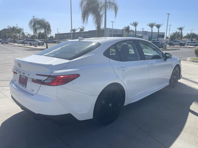 Used 2025 Toyota Camry SE FWD image 8