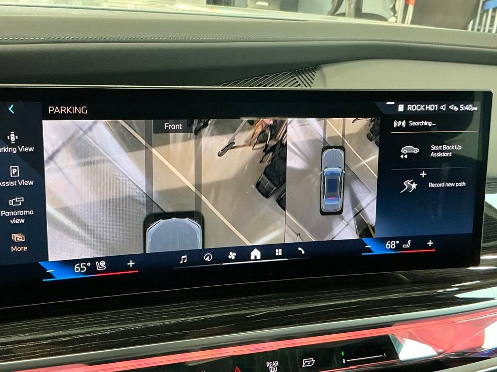 Used 2026 BMW 740i xDrive image 64