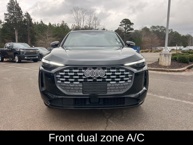 Certified 2025 Audi Q5 Premium Plus w/ Premium Plus image 2