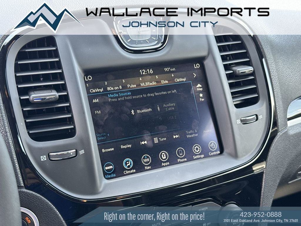 Used 2023 Chrysler 300 S w/ Comfort Group RWD image 23