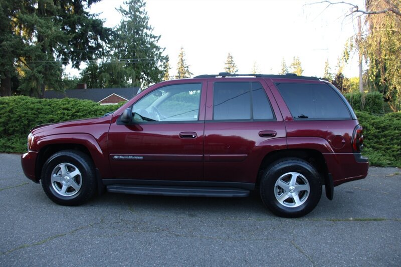 Used 2005 Chevrolet TrailBlazer LS w/ LS Preferred Equipment Group AWD/4WD image 12