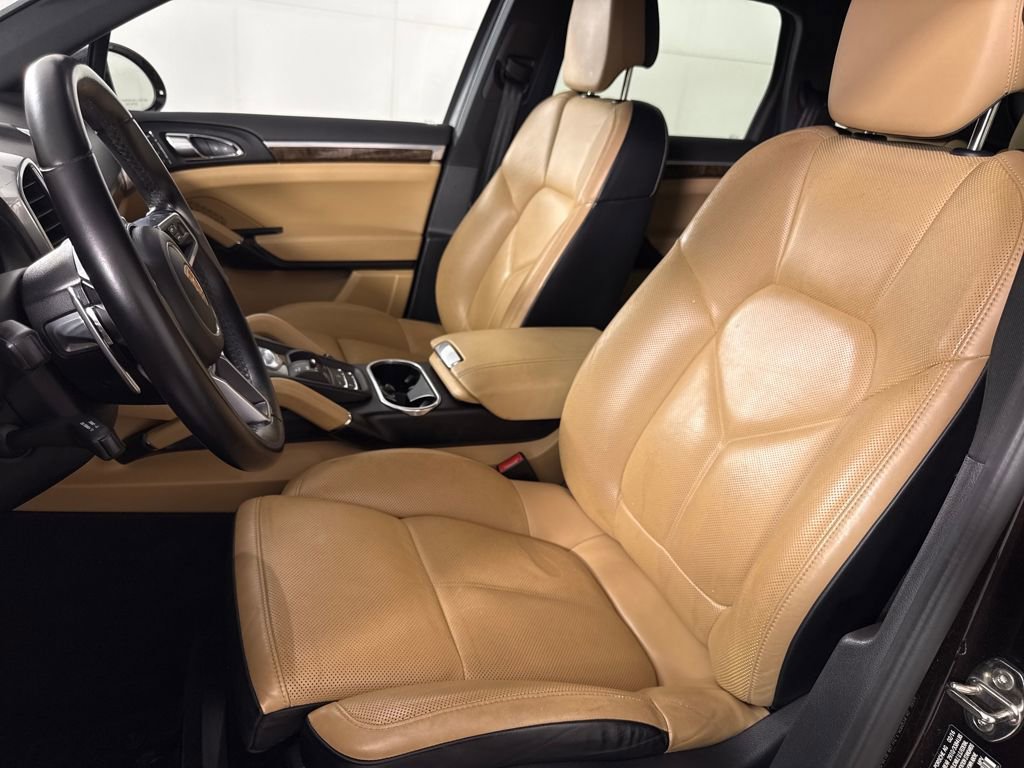 Used 2016 Porsche Cayenne Base w/ Premium Package image 11
