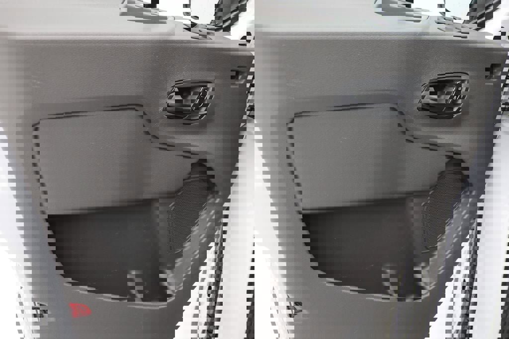 Used 2023 Ford Transit 350 XLT image 15