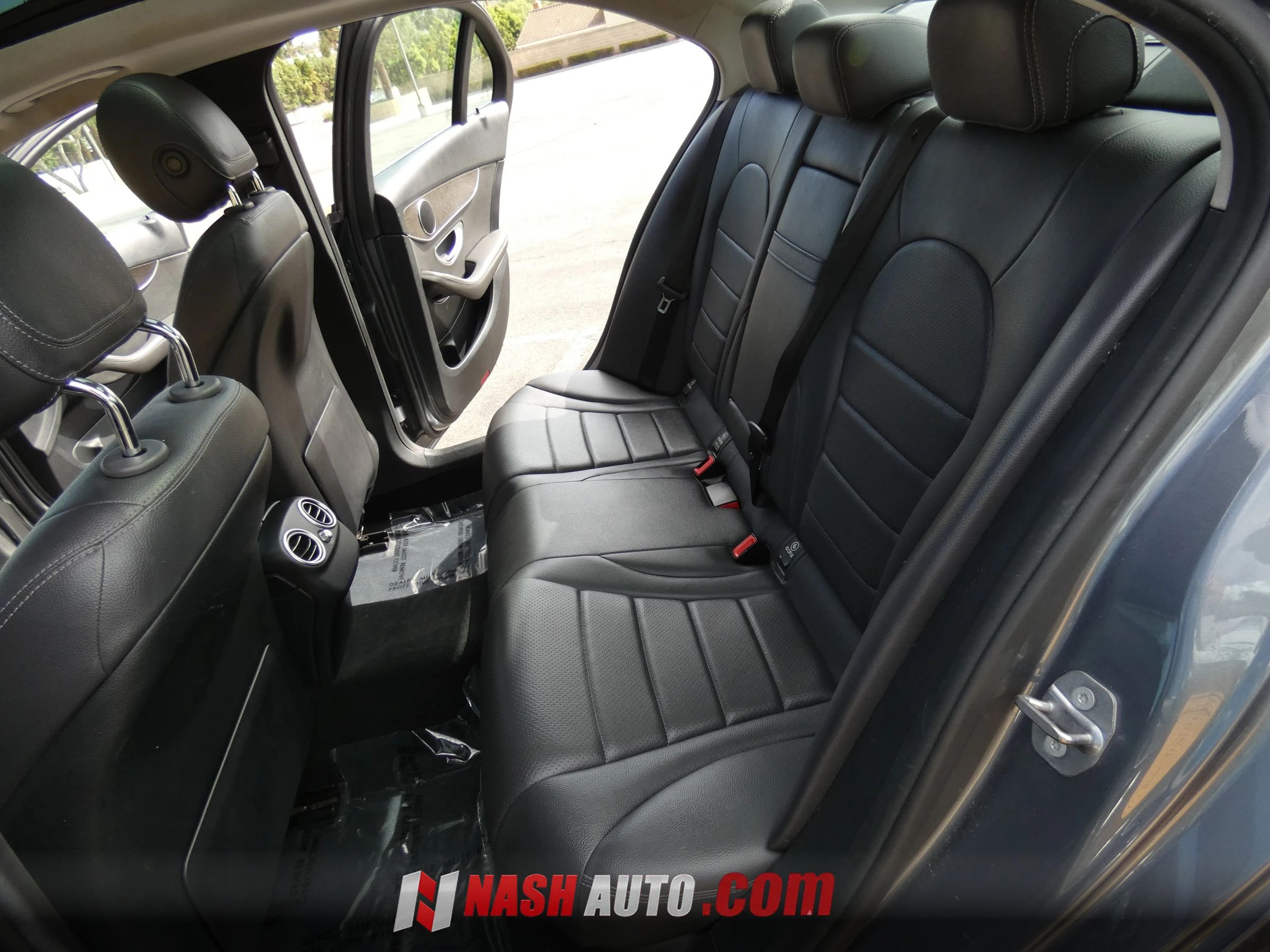 Used 2019 Mercedes-Benz C 300 Sedan image 39