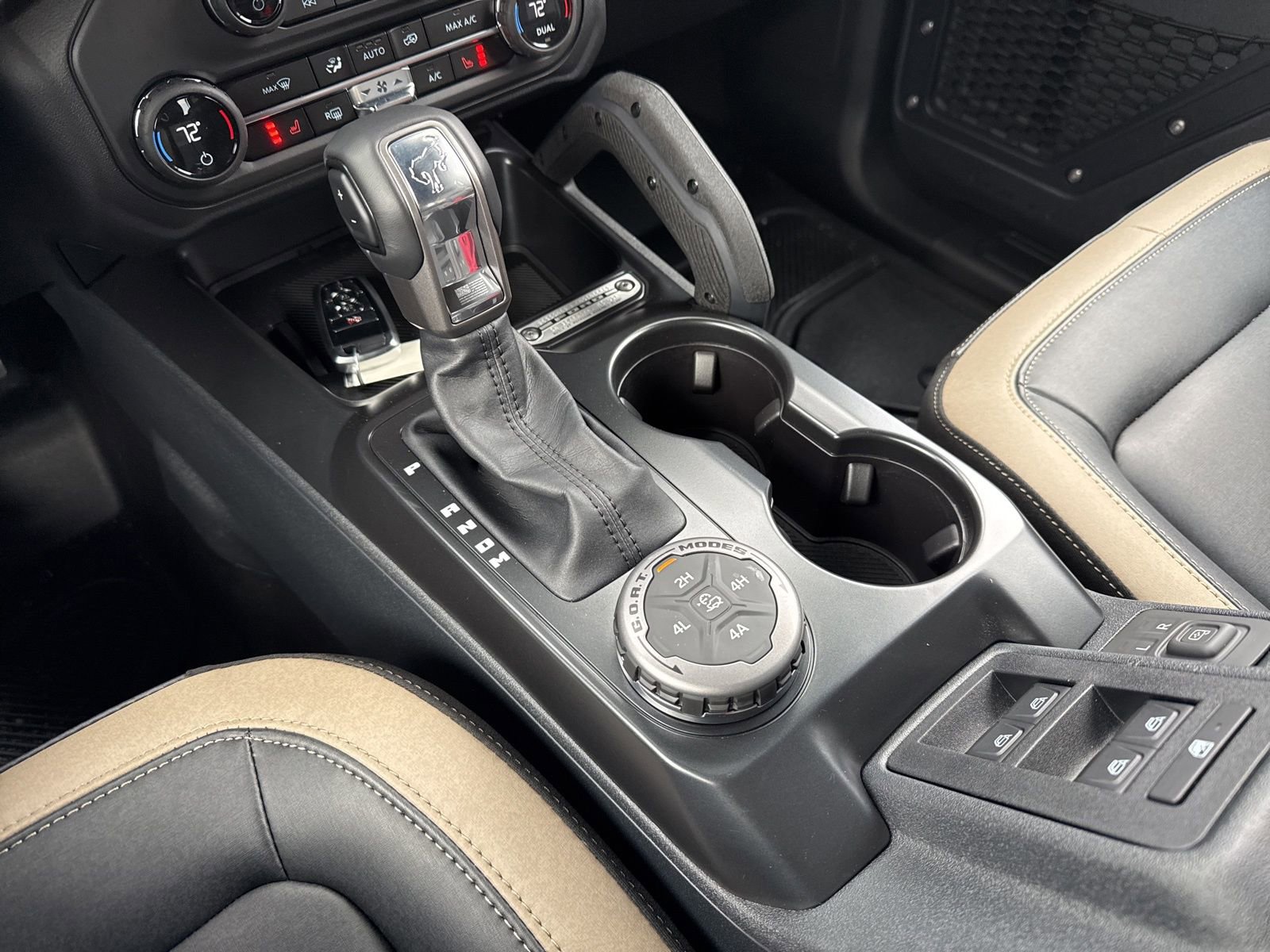 New 2025 Ford Bronco Big Bend w/ Black Diamond Package image 26