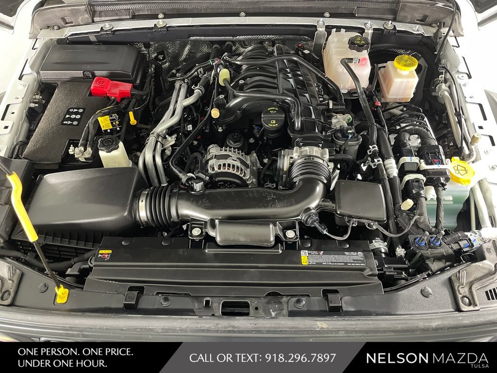 Used 2025 Jeep Gladiator Rubicon AWD/4WD image 41