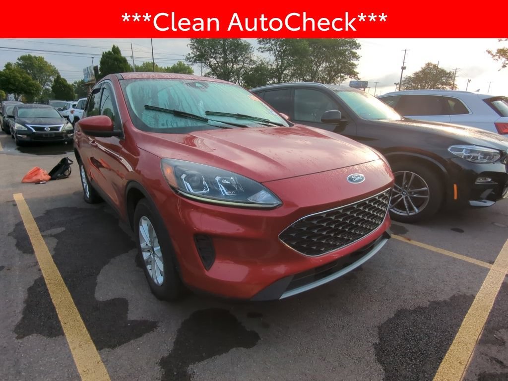 Used 2021 Ford Escape SE w/ Convenience Package AWD/4WD image 3