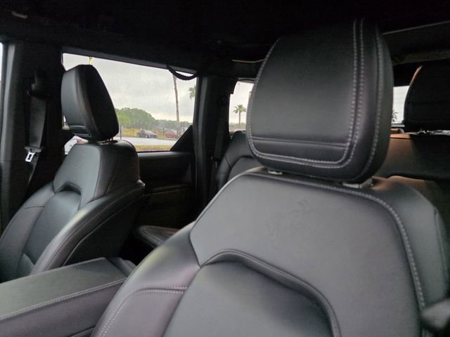 Used 2025 Ford Bronco Outer Banks w/ Sasquatch Package AWD/4WD image 13