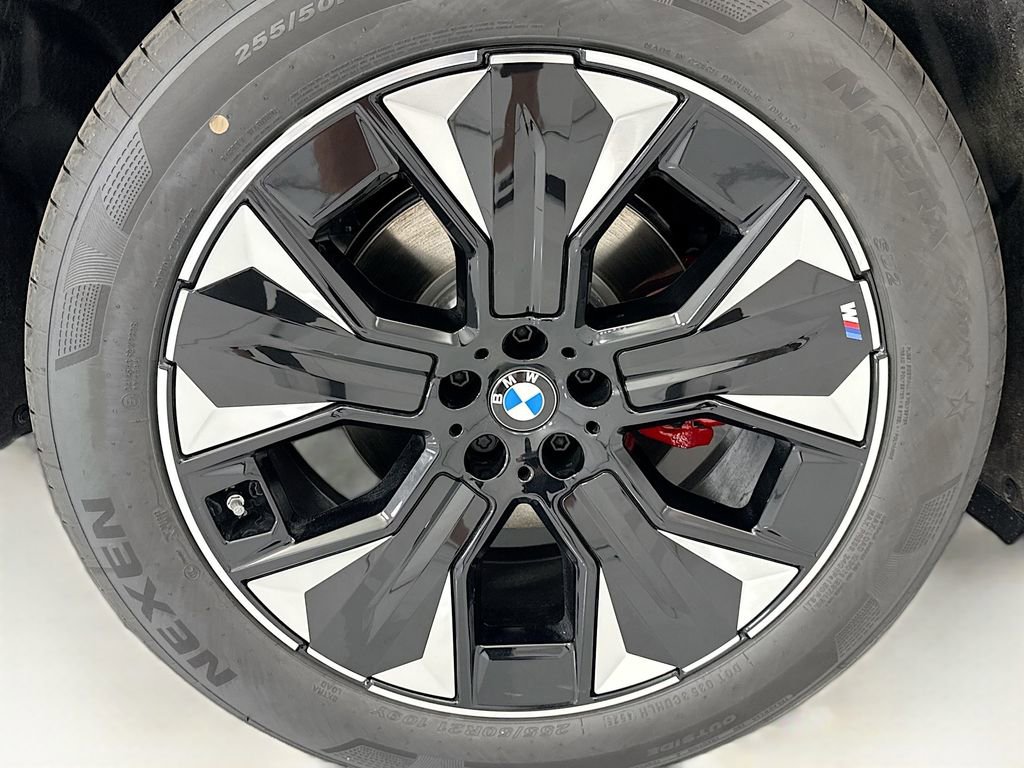 New 2026 BMW iX xDrive60 w/ M Sport Package image 31