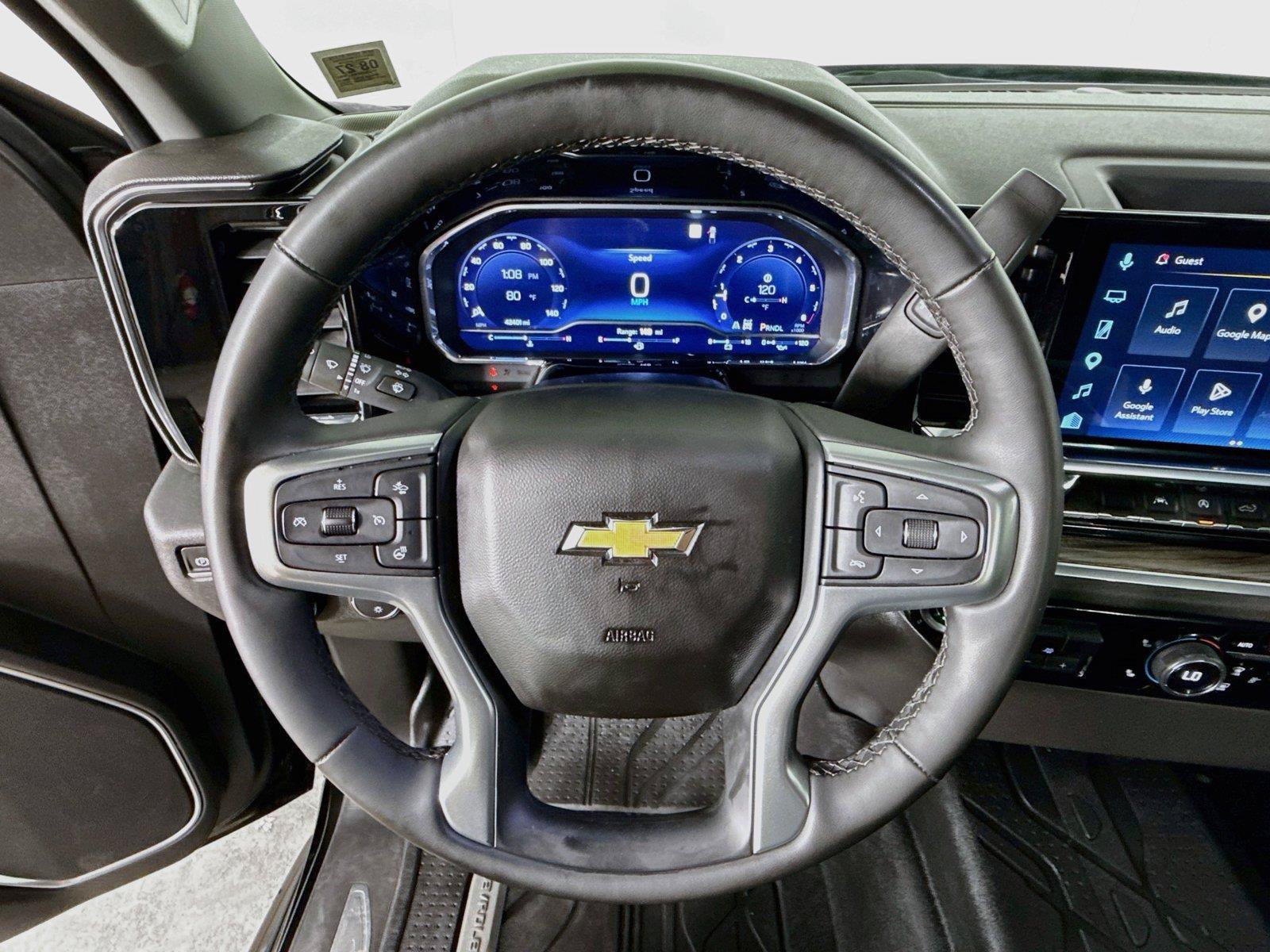 Used 2023 Chevrolet Silverado 1500 LT AWD/4WD image 4