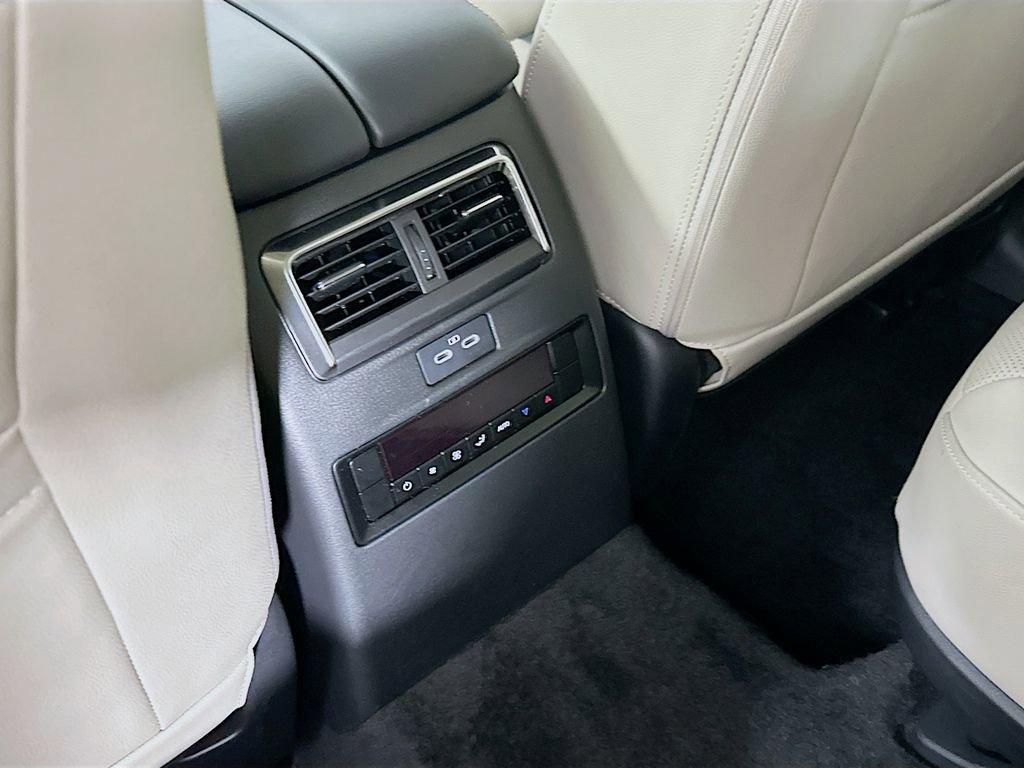 Certified 2024 MAZDA CX-90 3.3 Turbo w/ Premium Package image 34