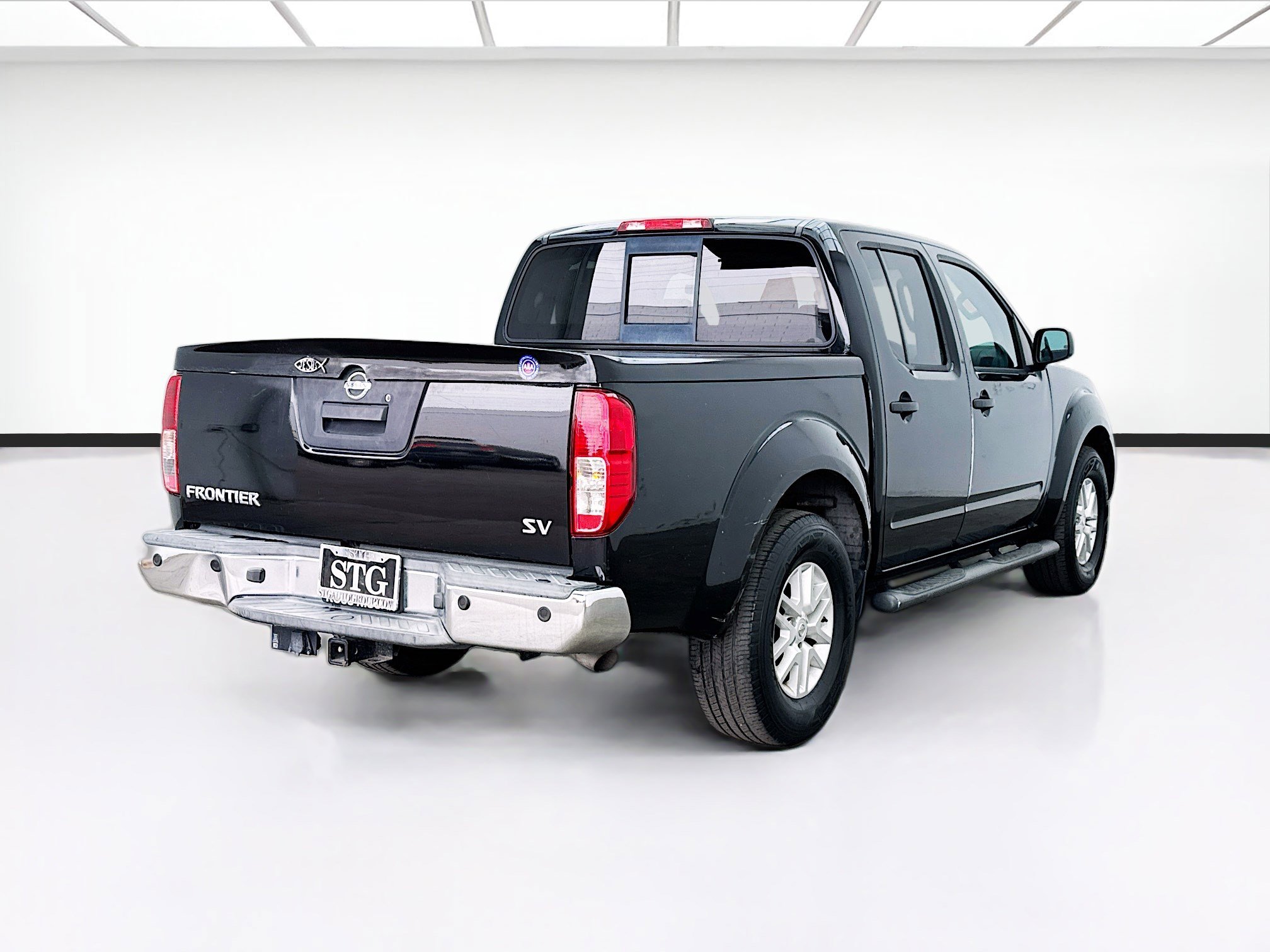 Used 2018 Nissan Frontier SV w/ Value Truck Package image 4
