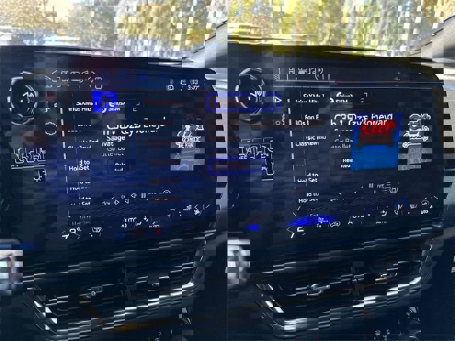 New 2026 Chevrolet Equinox EV LT image 12