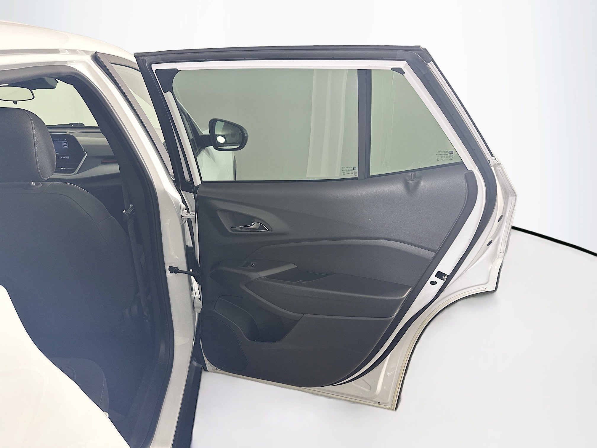 Used 2024 Chevrolet Trax RS image 29