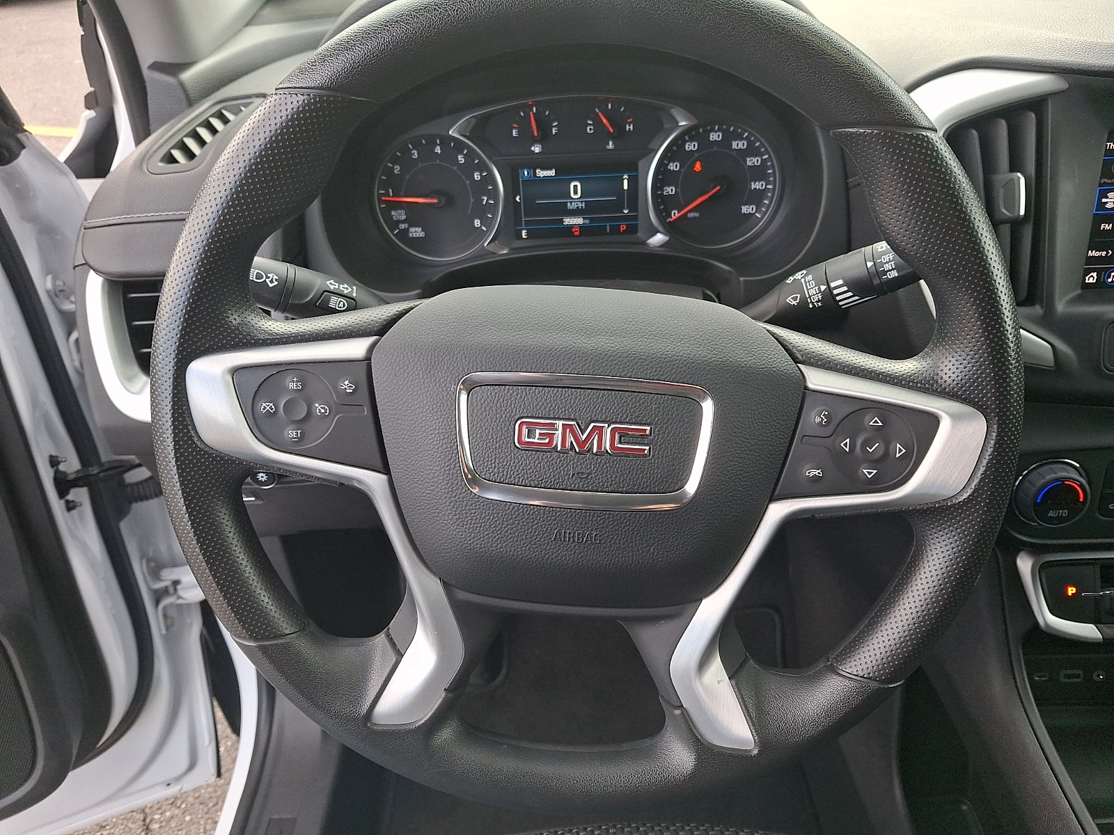 Certified 2023 GMC Terrain SLE w/ Driver Convenience Package AWD/4WD image 18