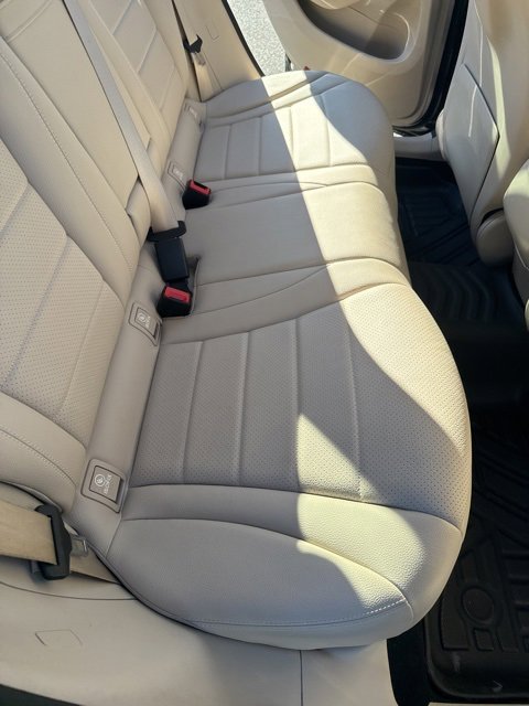 Used 2022 Mercedes-Benz GLC 300 4MATIC image 31