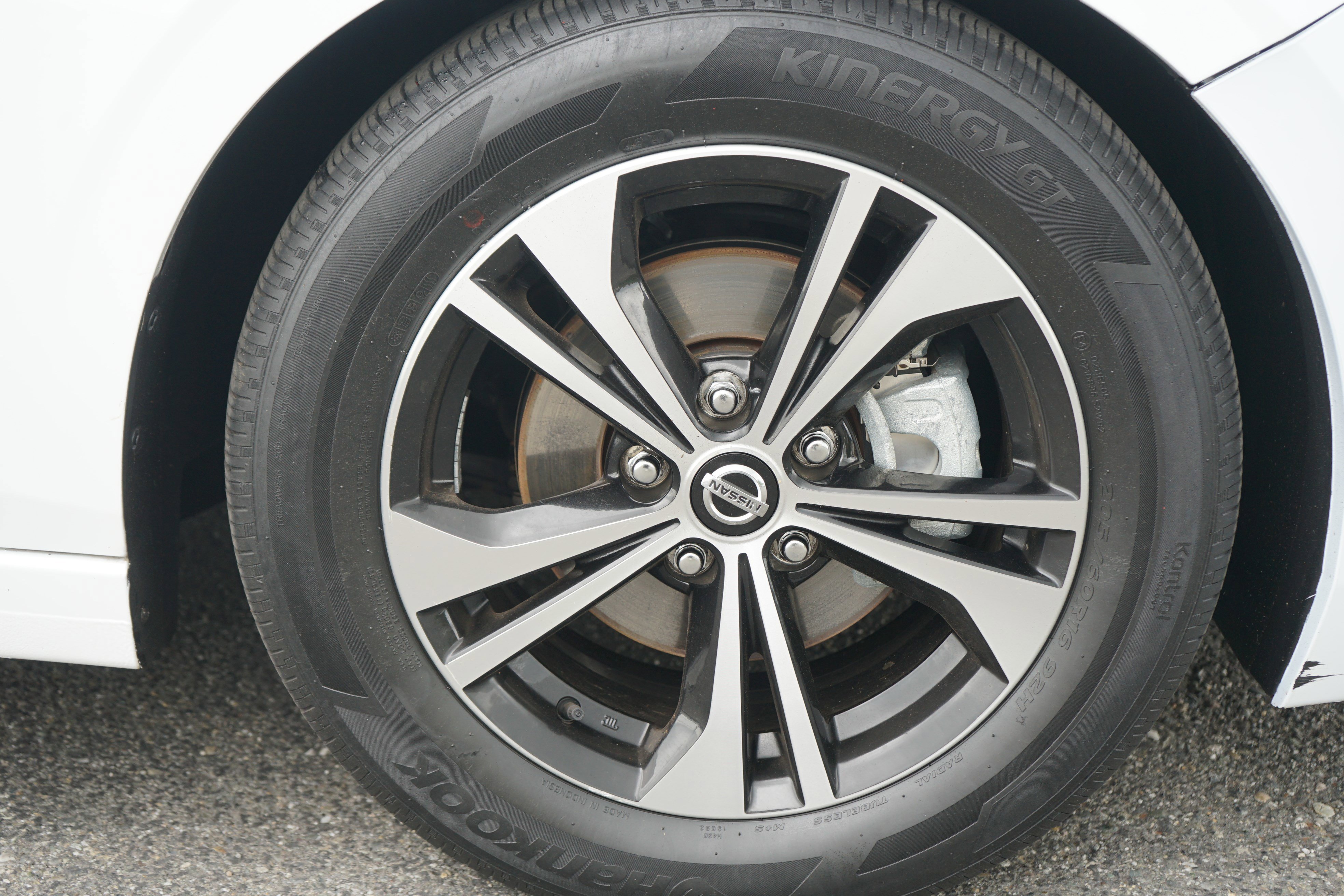 Used 2021 Nissan Sentra SV image 9