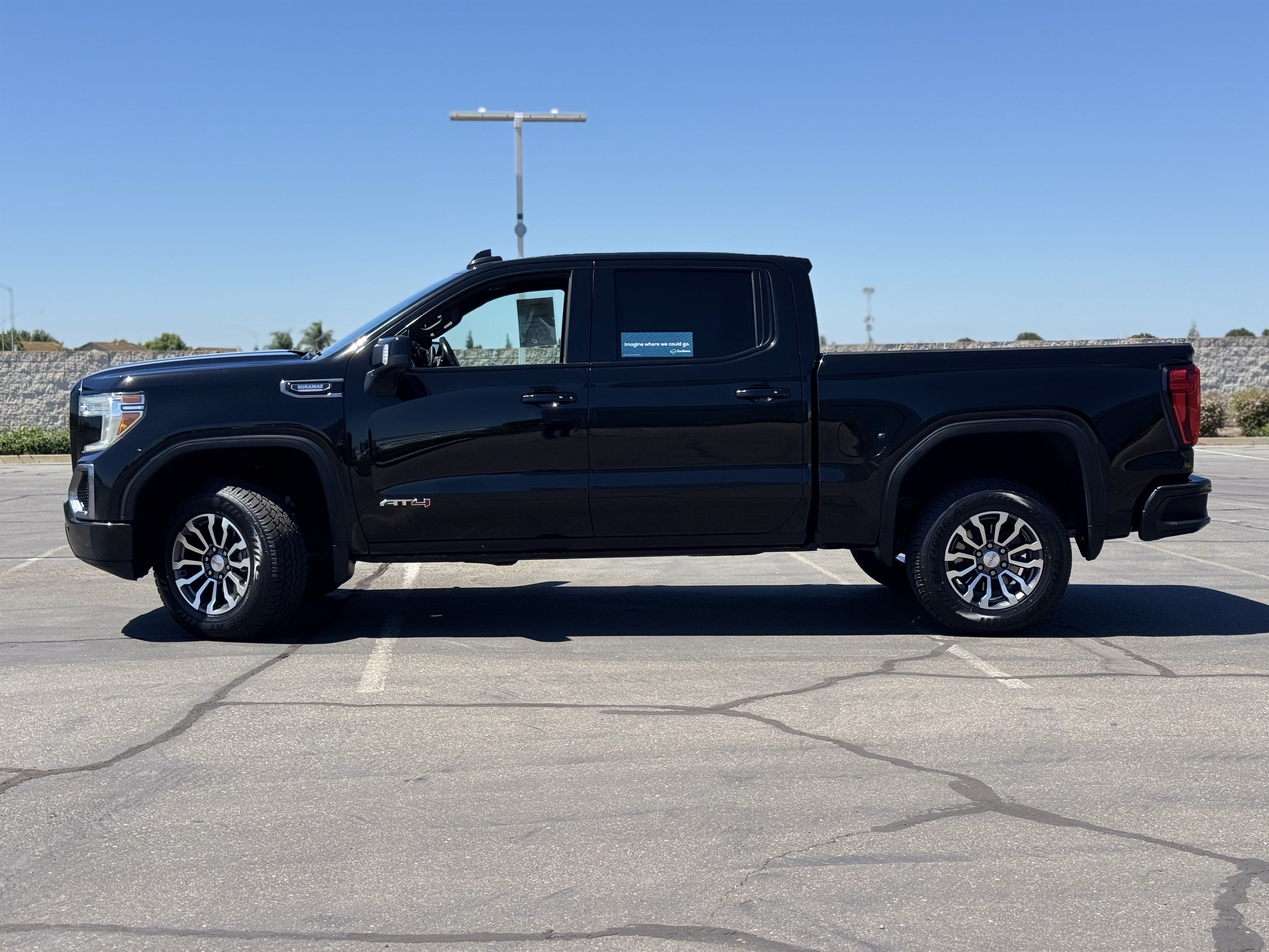Used 2021 GMC Sierra 1500 AT4 w/ AT4 Value Package AWD/4WD image 4