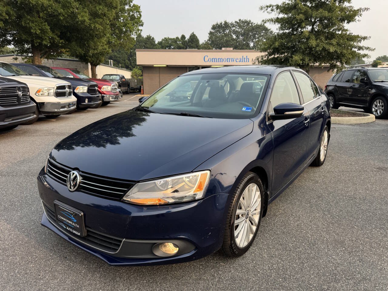 Used 2011 Volkswagen Jetta SEL