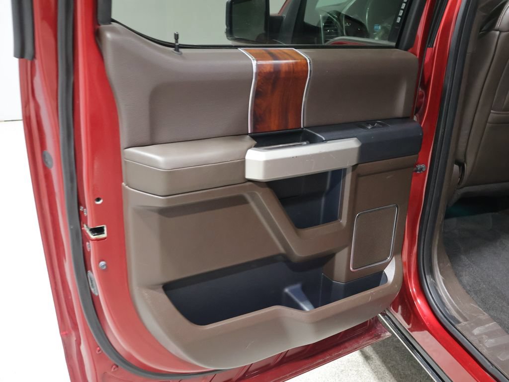Used 2015 Ford F150 King Ranch w/ Equipment Group 601A Luxury AWD/4WD image 17