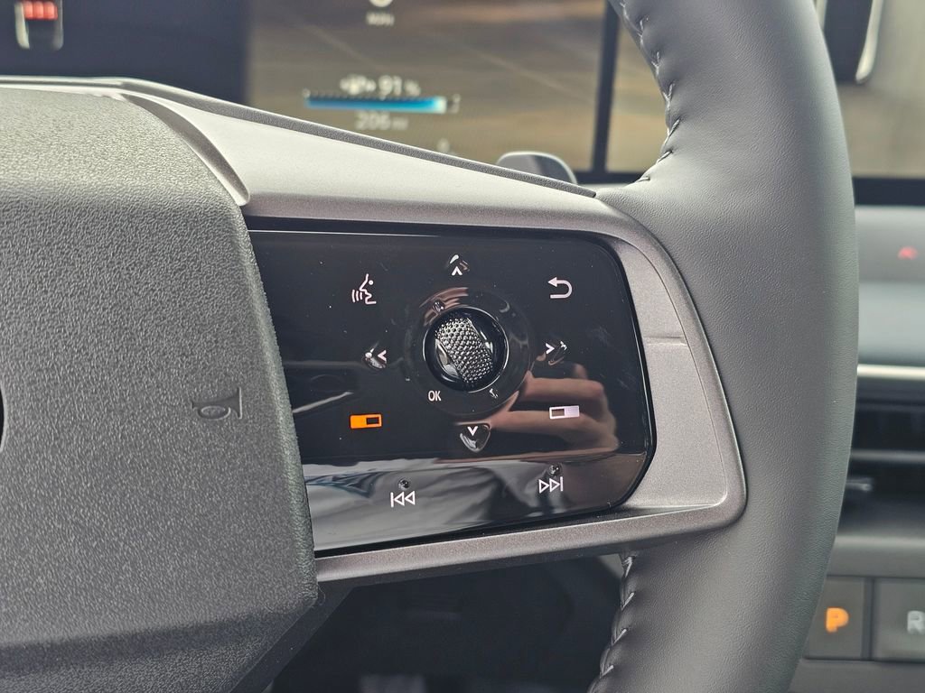 New 2026 Nissan Leaf SV+ w/ Floor Mat Package (SV+) FWD image 6
