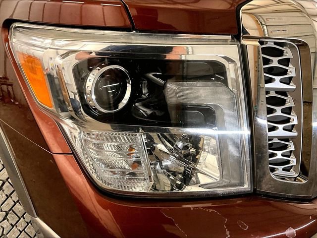 Used 2016 Nissan Titan Platinum Reserve AWD/4WD image 27