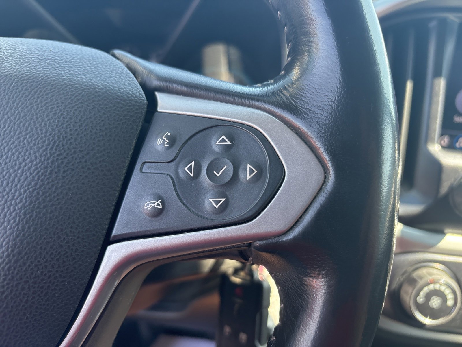 Used 2019 Chevrolet Colorado LT w/ LT Convenience Package image 27