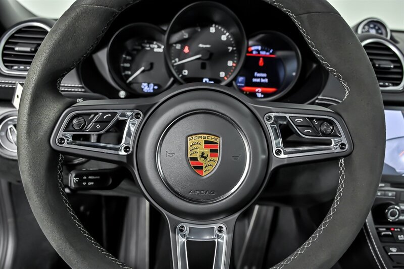 Used 2022 Porsche 718 Boxster Spyder RWD image 21