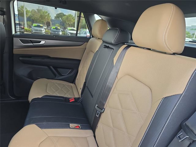 New 2026 Volkswagen Atlas Cross Sport SE FWD image 13