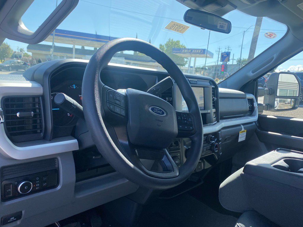 New 2025 Ford F250 XLT image 20