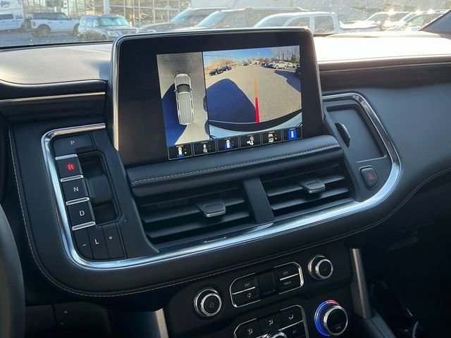 Used 2023 GMC Yukon XL SLT w/ SLT Premium Package image 22