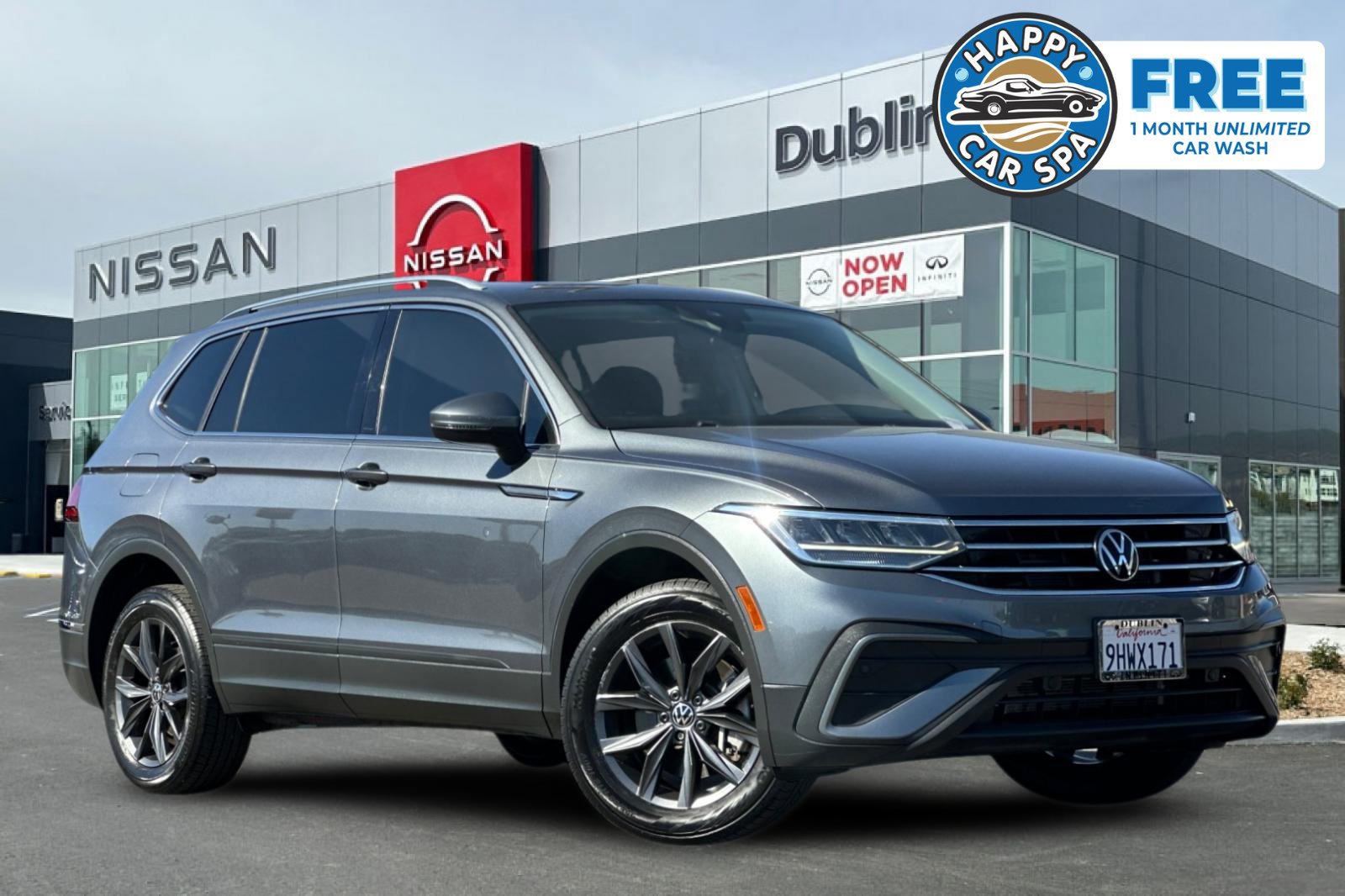 Used 2023 Volkswagen Tiguan SE