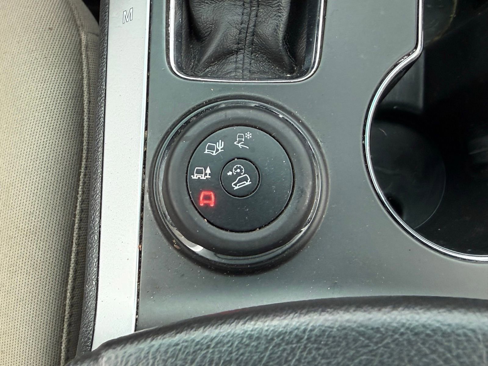 Used 2015 Ford Explorer XLT w/ Equipment Group 201B image 24