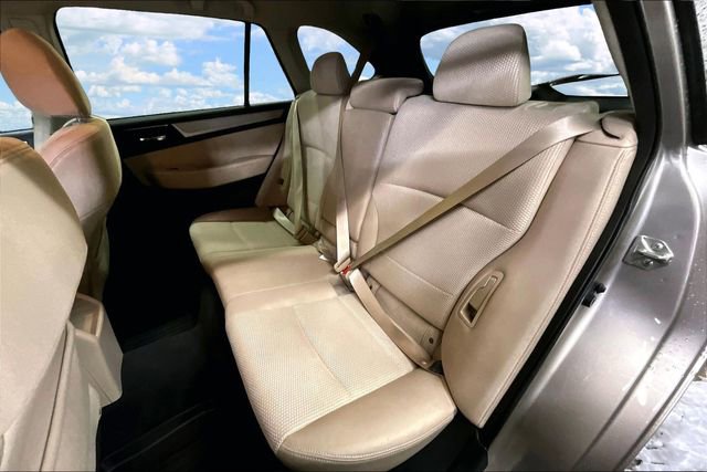 Used 2015 Subaru Outback 2.5i Premium image 21