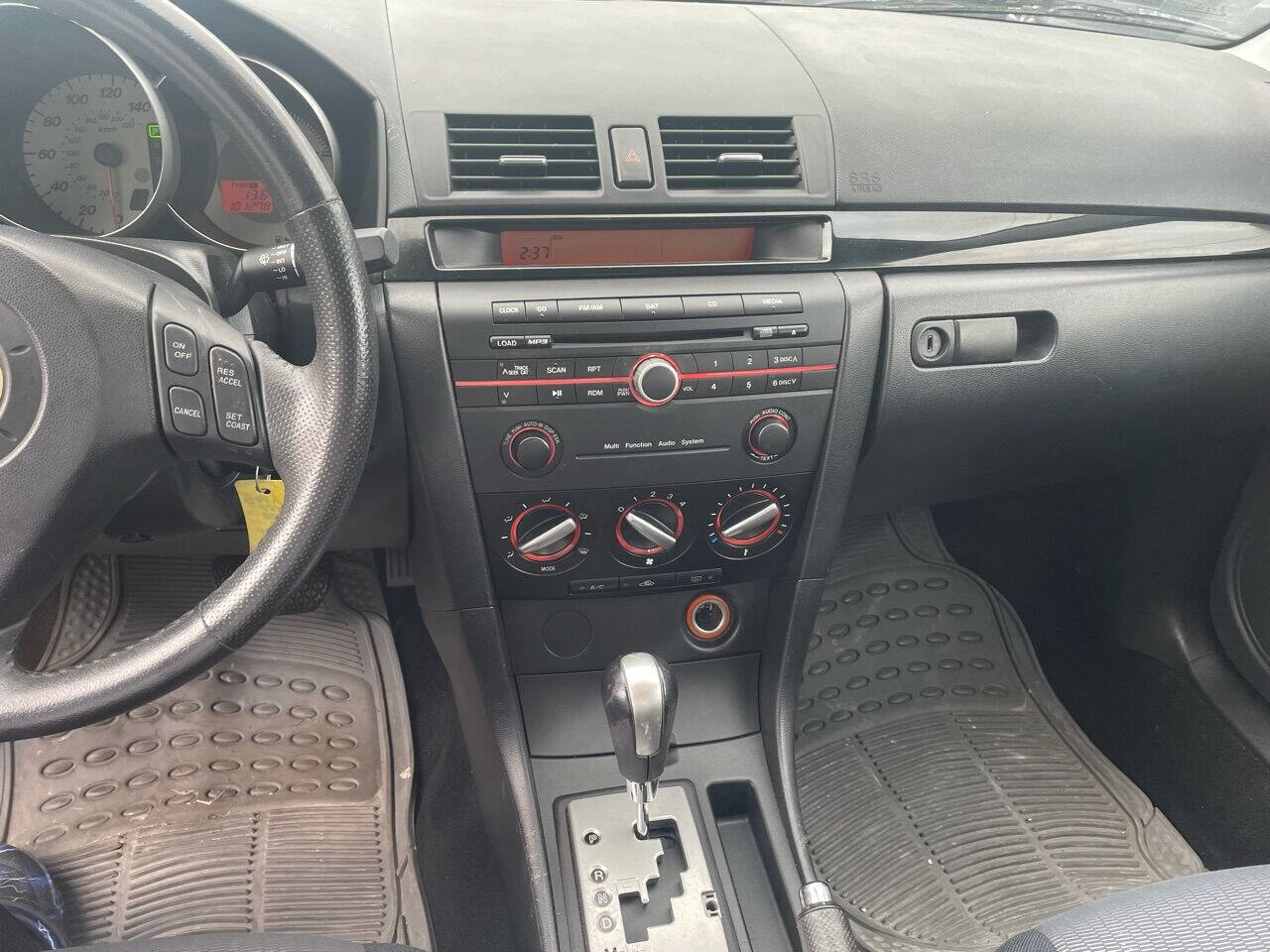 Used 2009 MAZDA MAZDA3 i Touring Value image 11