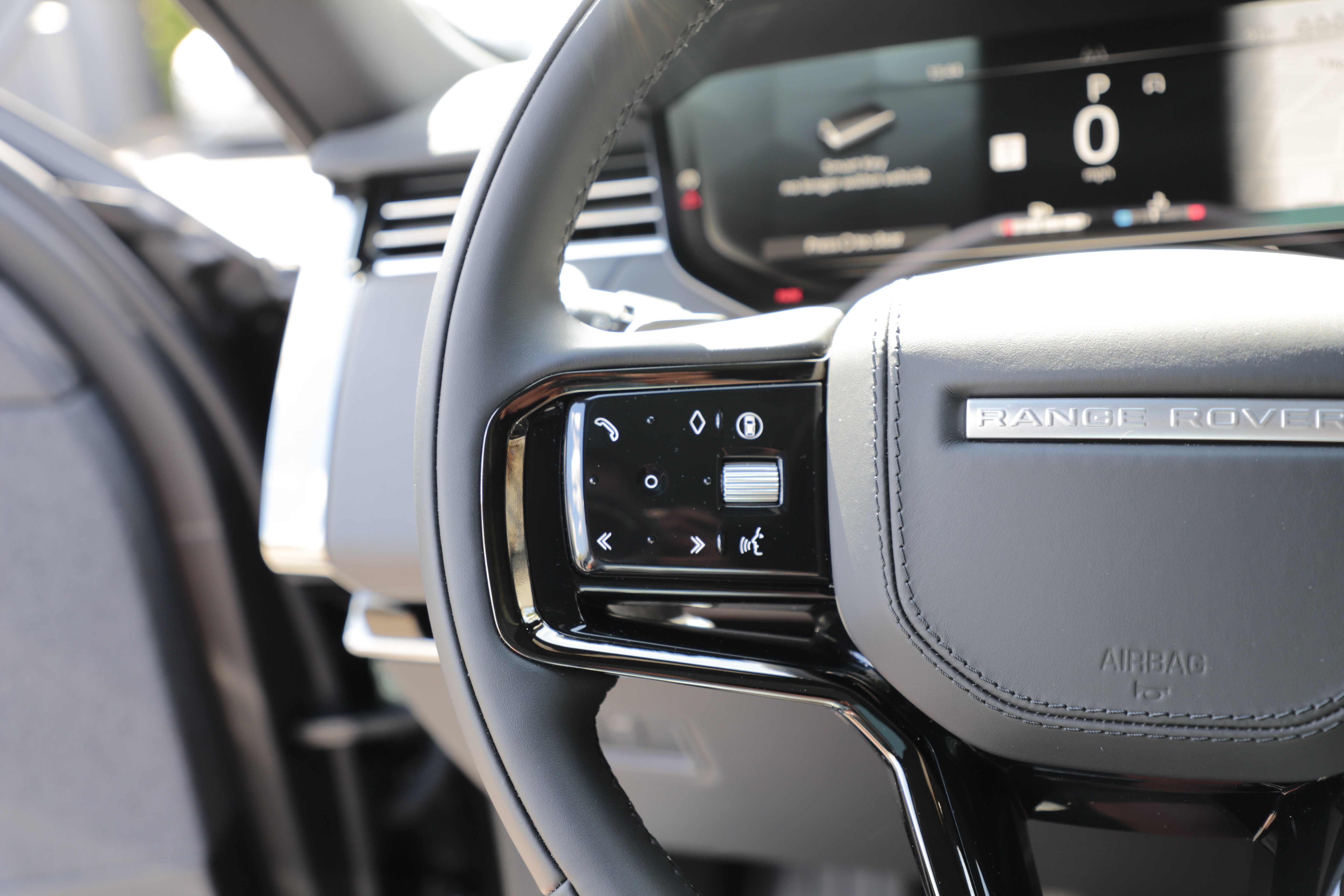 New 2026 Land Rover Range Rover Sport Dynamic SE AWD/4WD image 23