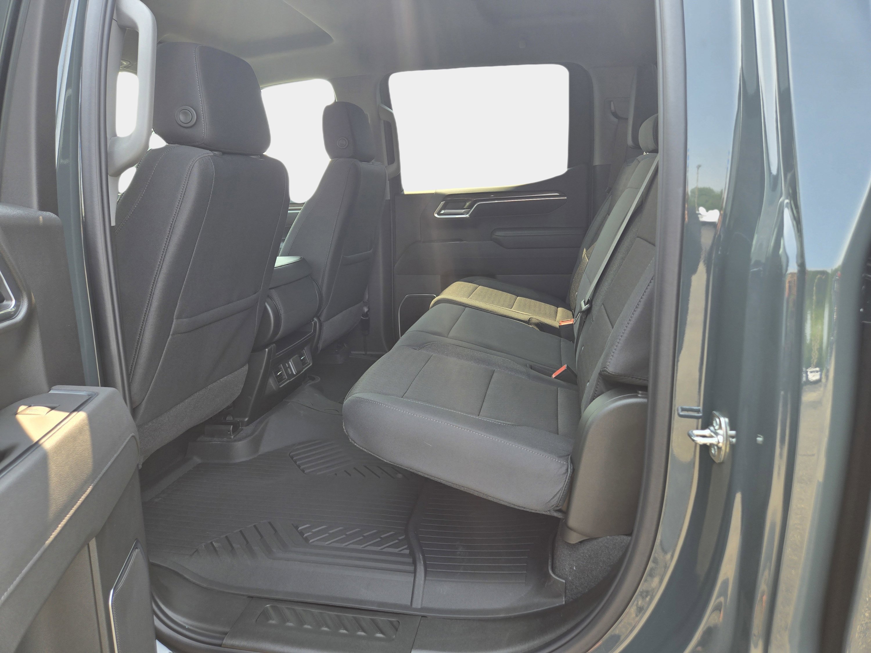 New 2026 Chevrolet Silverado 1500 LT image 4