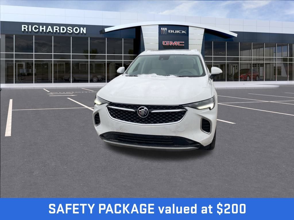 Used 2022 Buick Envision Avenir w/ Technology Package II image 4