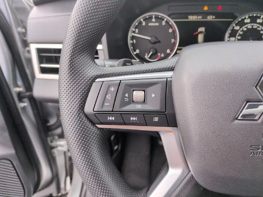 New 2026 Mitsubishi Outlander ES AWD/4WD image 24