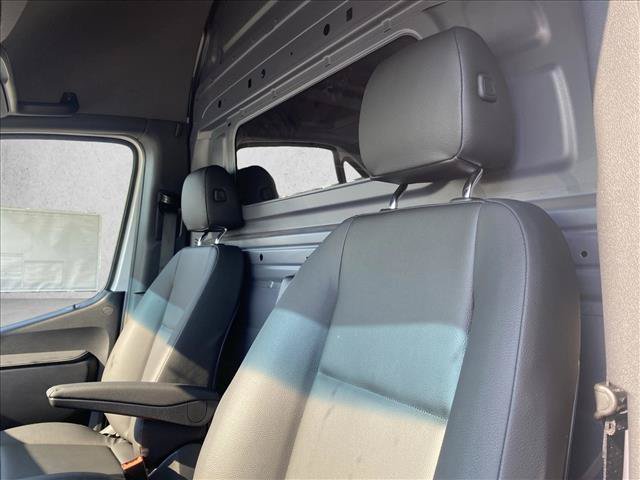 Used 2025 Mercedes-Benz Sprinter 2500 image 16
