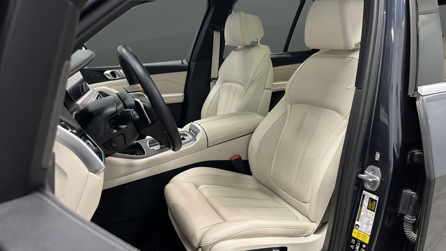 Used 2021 BMW X5 xDrive40i w/ Executive Package AWD/4WD image 9