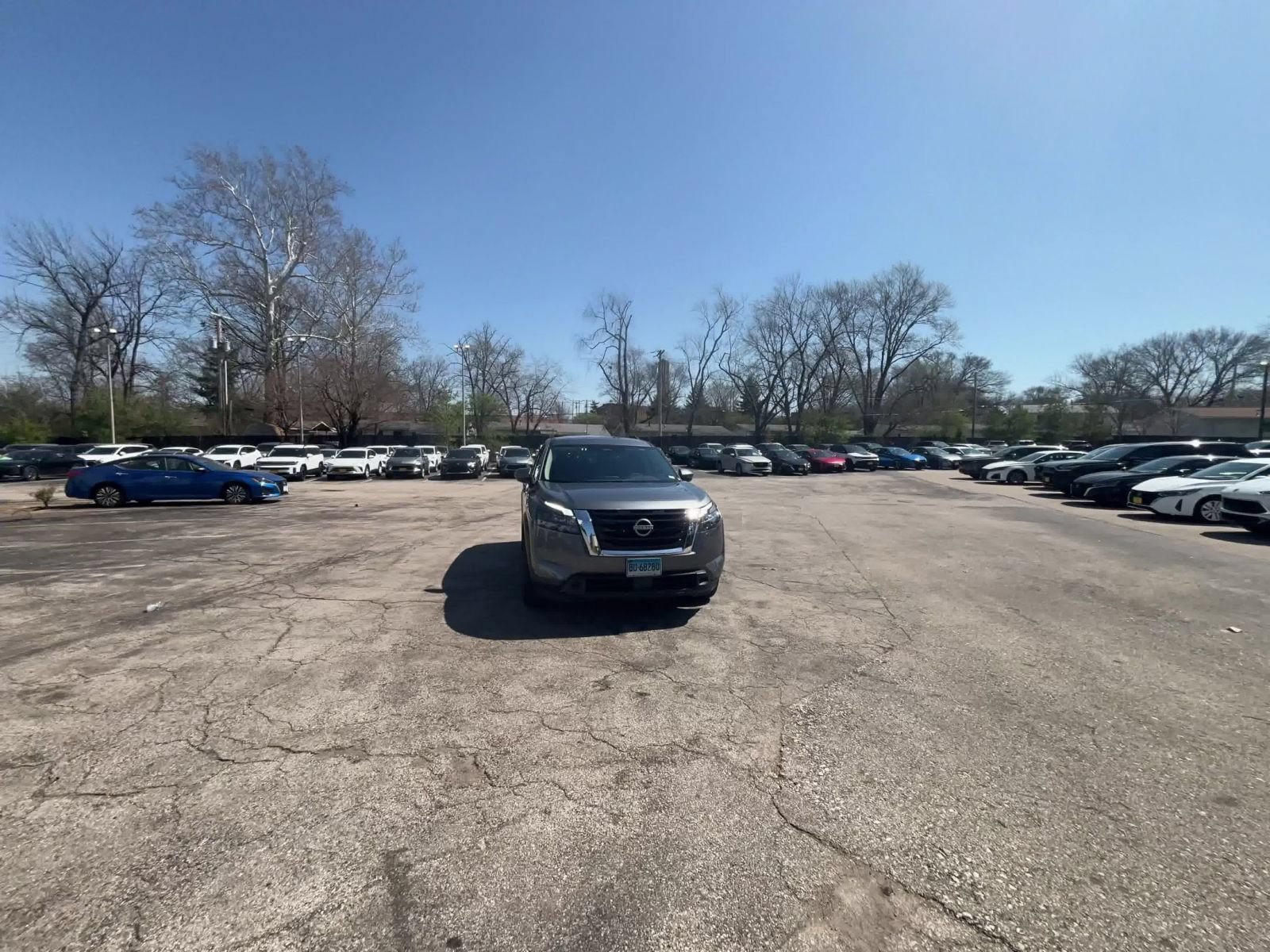 Used 2025 Nissan Pathfinder SV FWD image 14