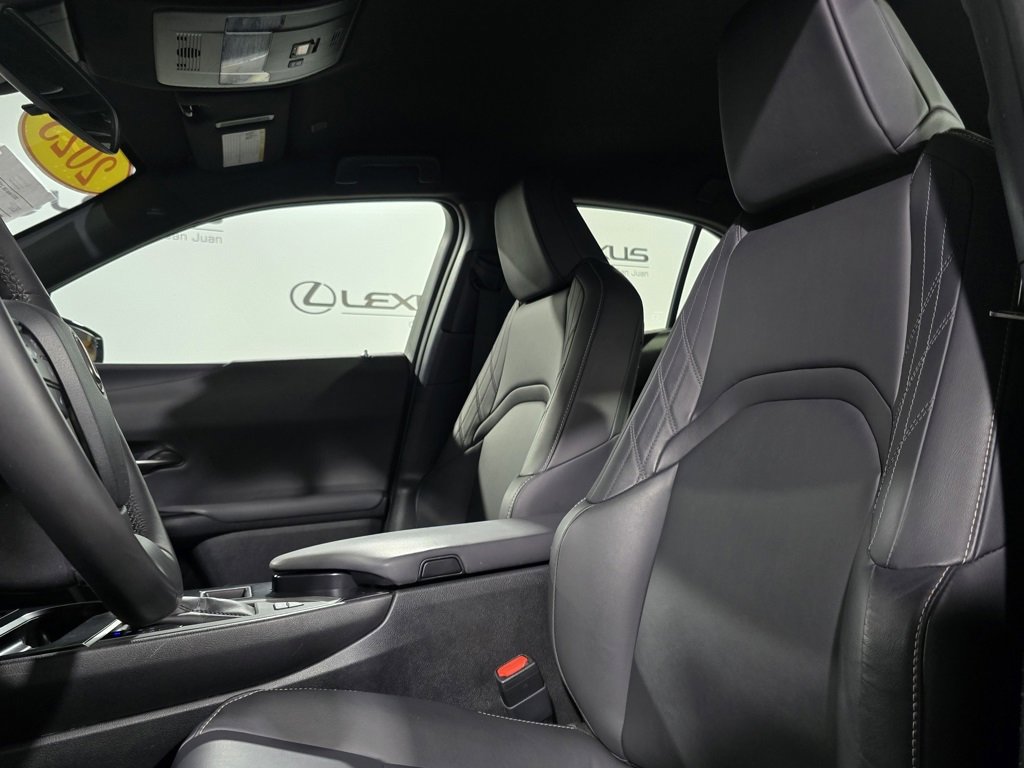 Used 2023 Lexus UX 250h FWD image 15