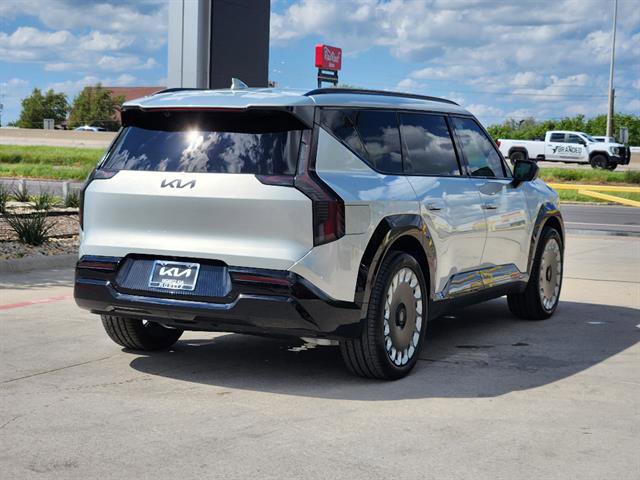 New 2026 Kia EV9 Land w/ Nightfall Edition Package image 3