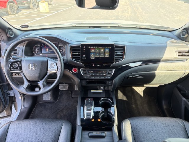 Used 2023 Honda Passport Elite image 14