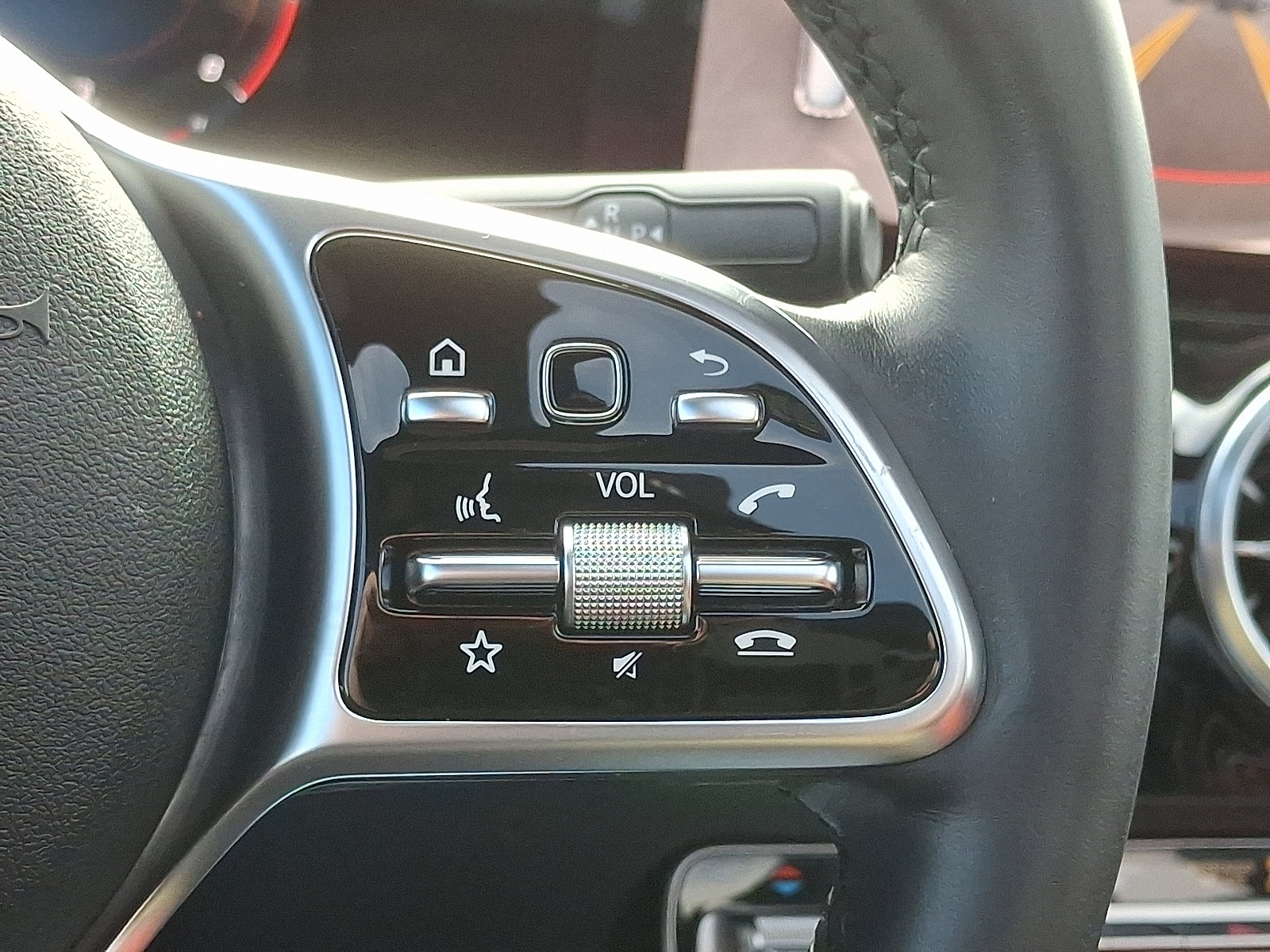 Certified 2022 Mercedes-Benz GLA 250 4MATIC image 23