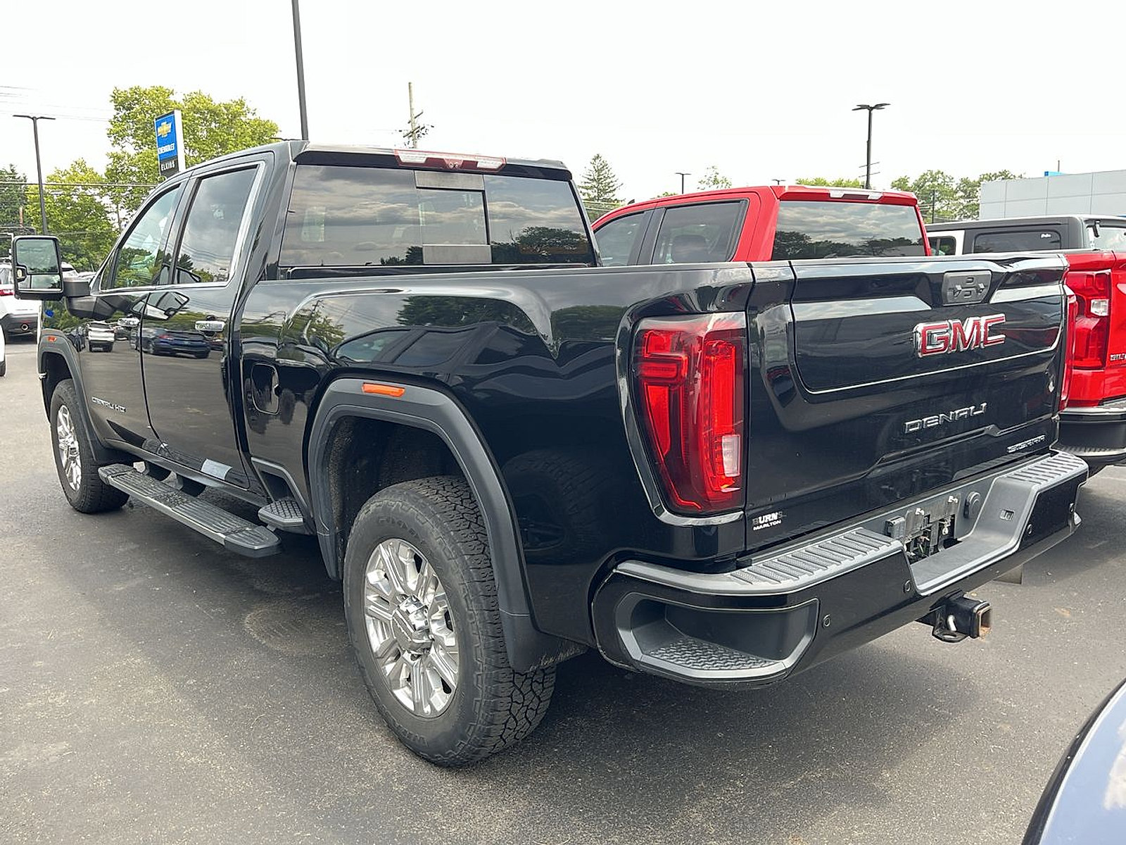 Certified 2021 GMC Sierra 2500 Denali w/ Denali Ultimate Package AWD/4WD image 4