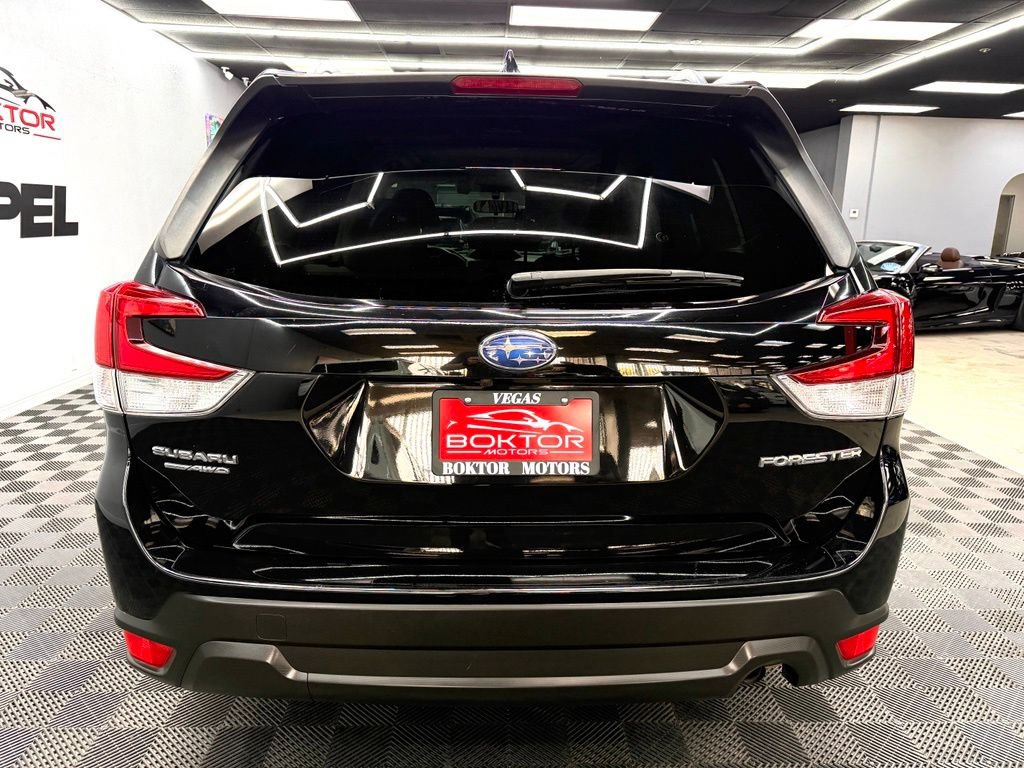 Used 2020 Subaru Forester Premium AWD/4WD image 12
