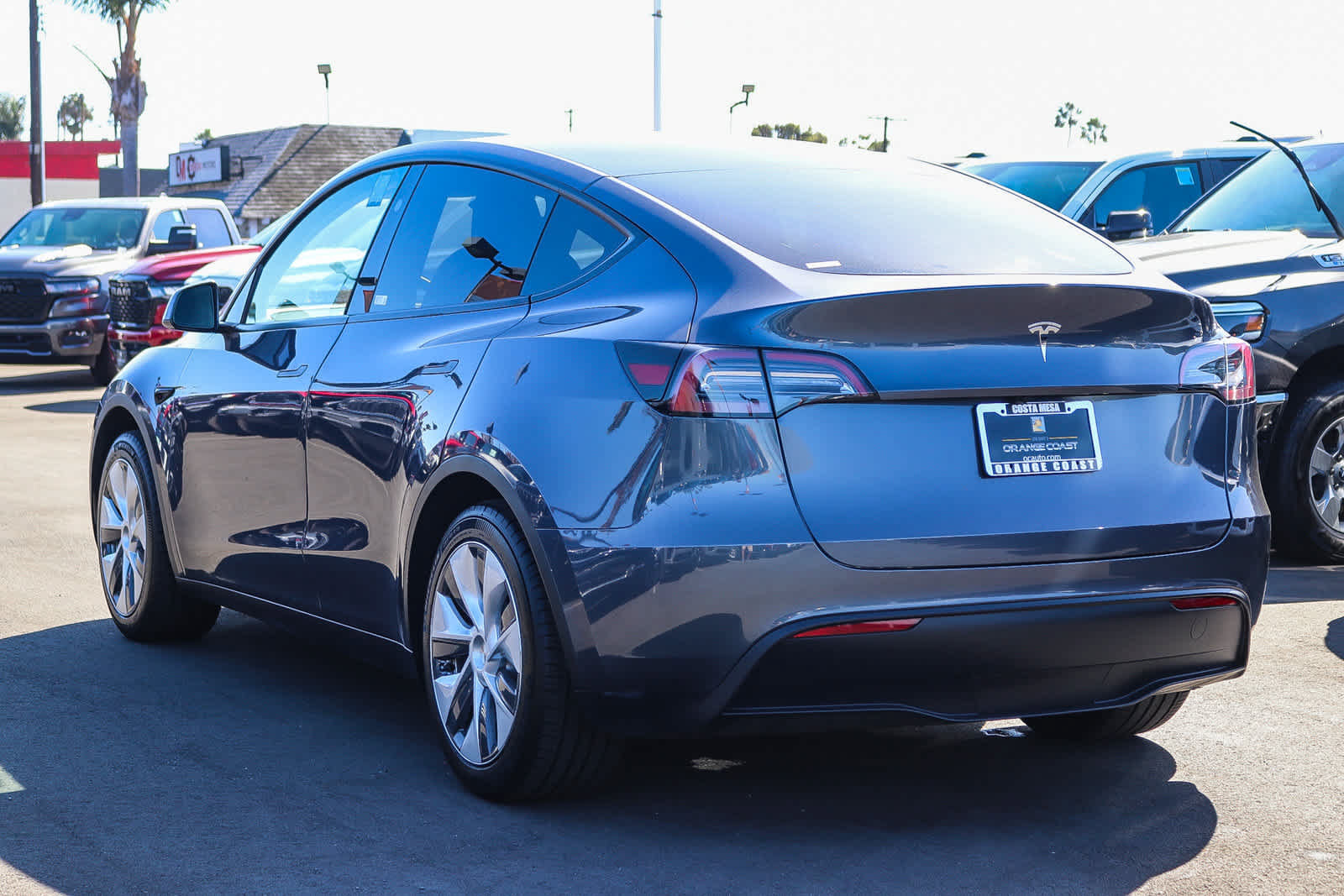 Used 2023 Tesla Model Y 2WD image 6