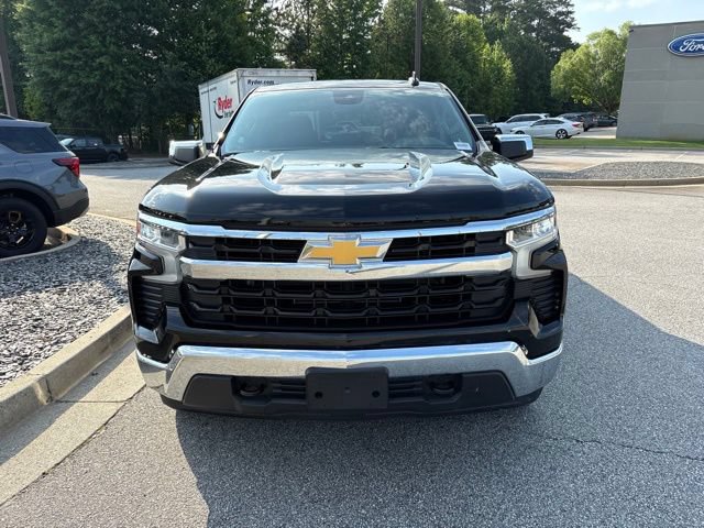 Used 2024 Chevrolet Silverado 1500 LT AWD/4WD image 3